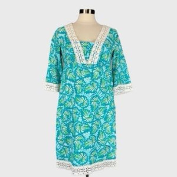 Lilly Pulitzer Dresses & Skirts - Lilly Pulitzer Blue and Green Floral Mini Dress